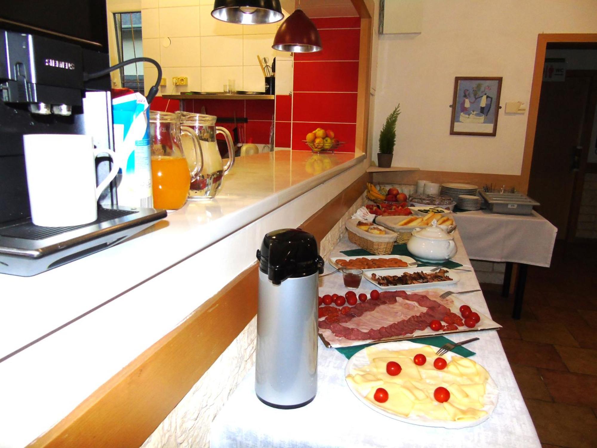 Toris Inn Trinec Εξωτερικό φωτογραφία